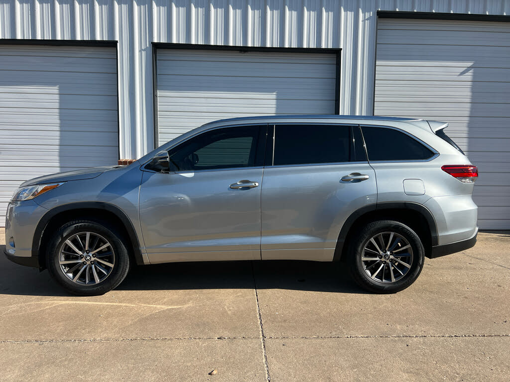 2018 Toyota Highlander SE