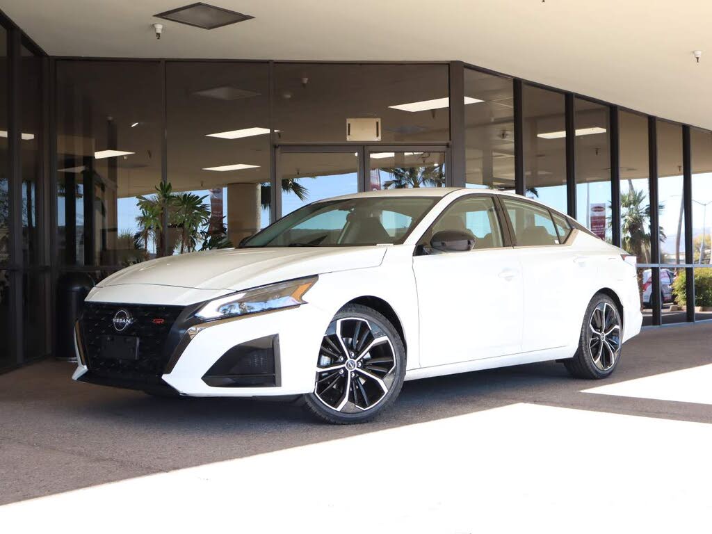 2023 Nissan Altima 2.5 SR FWD