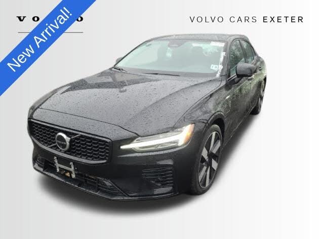 2024 Volvo S60 Recharge T8 Plus Dark Theme eAWD