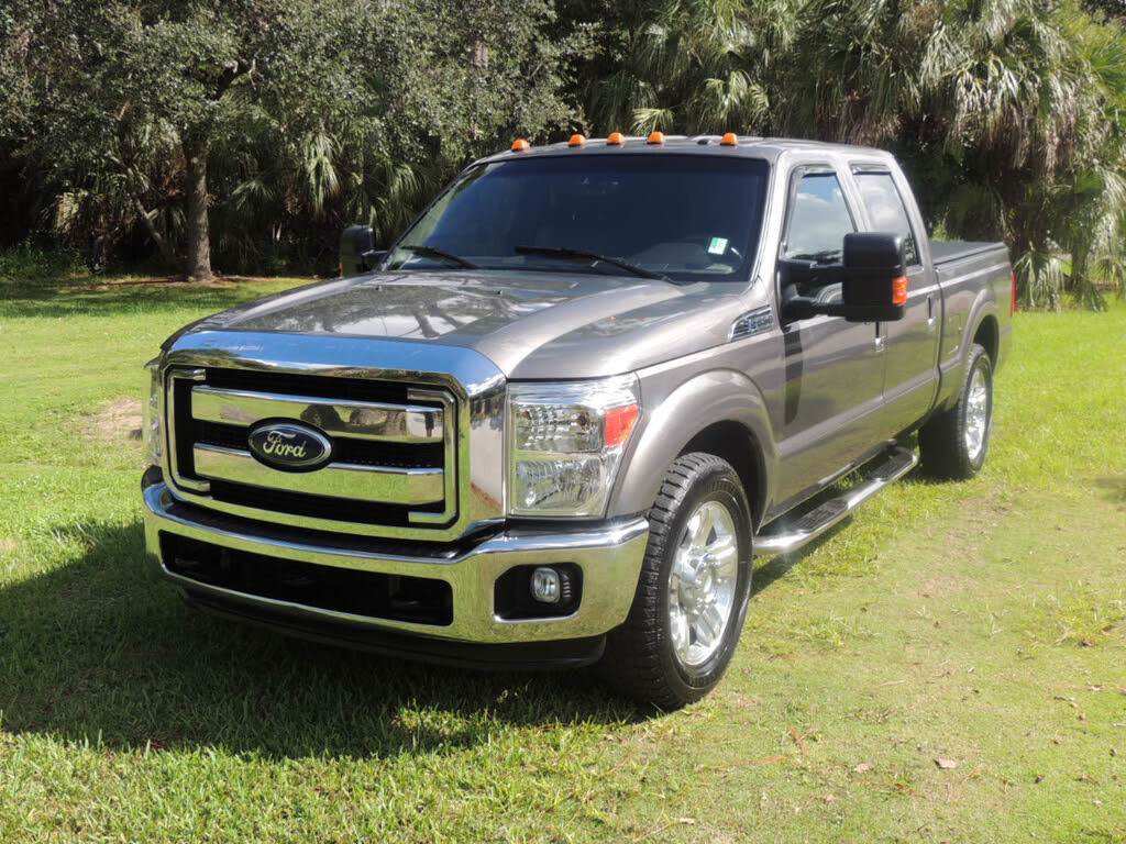 2011 Ford F-250 Super Duty Lariat Crew Cab