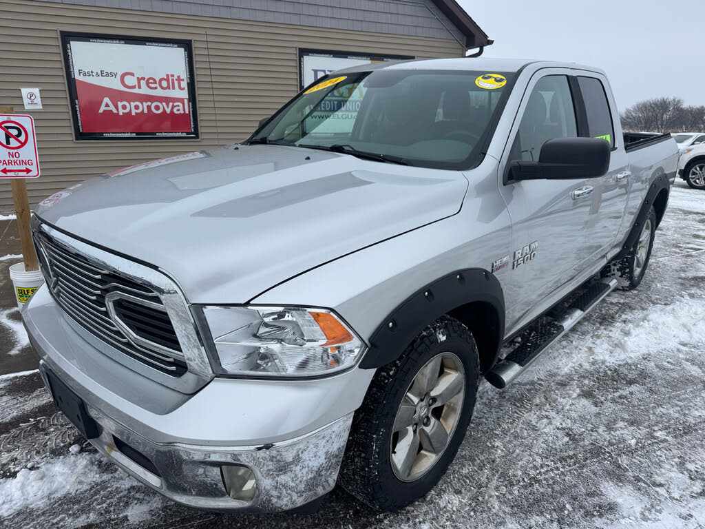 2014 RAM 1500 SLT Quad Cab 4WD