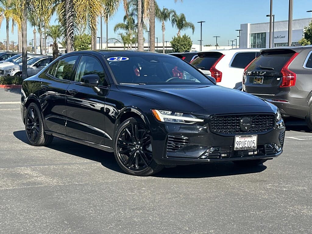 2024 Volvo S60 Recharge T8 Plus Black Edition eAWD