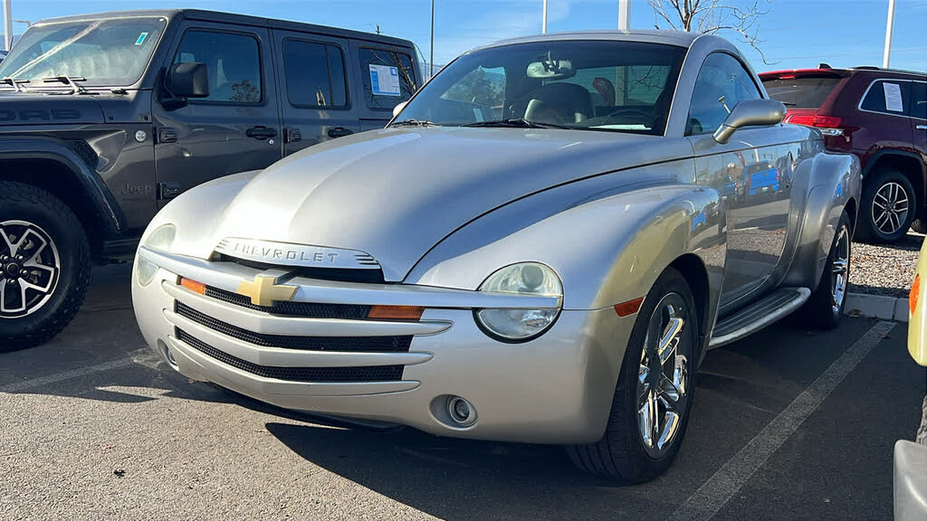 2005 Chevrolet SSR LS RWD