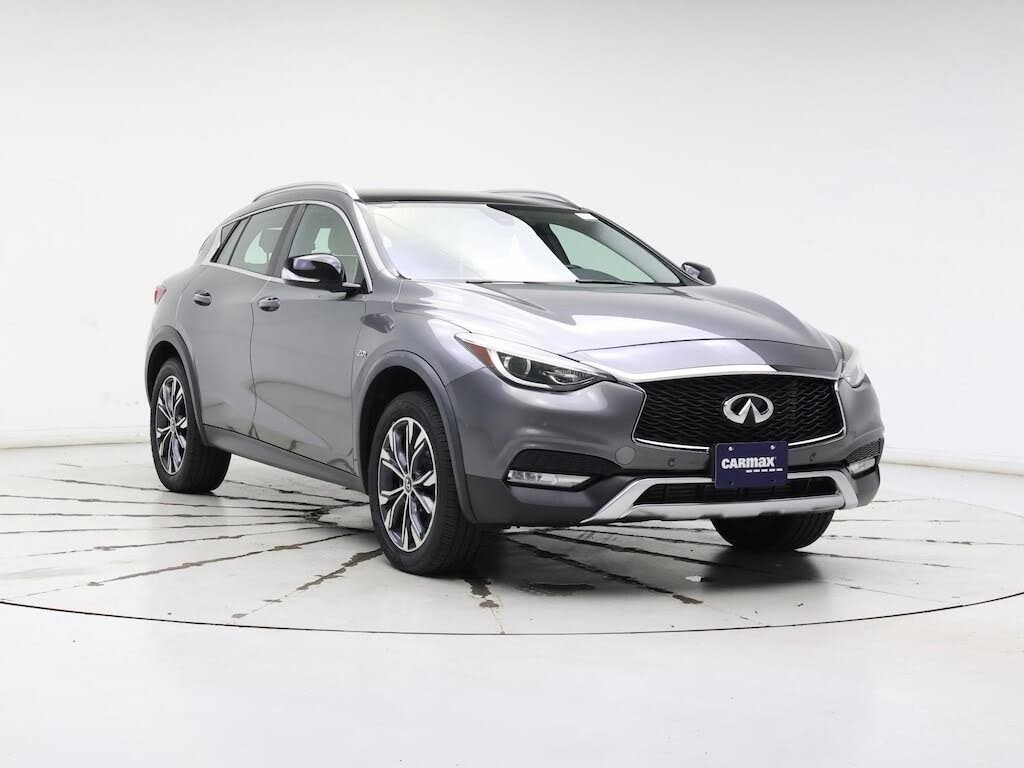 2018 INFINITI QX30 Premium AWD