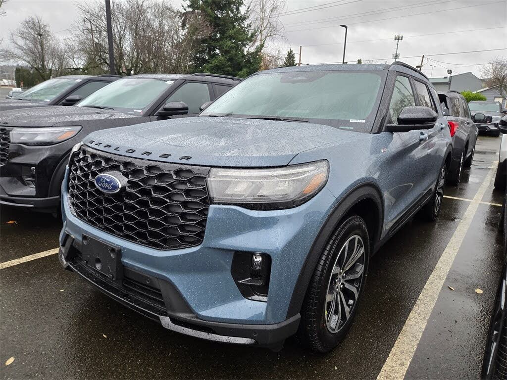 2026 Ford Explorer ST-Line AWD