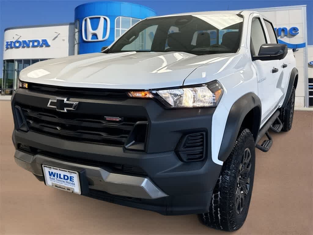 2025 Chevrolet Colorado Trail Boss Crew Cab 4WD