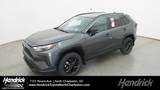 2025 Toyota RAV4 XLE FWD
