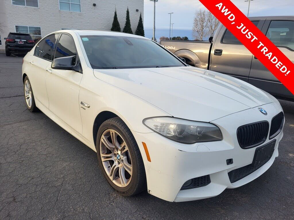 2012 BMW 5 Series 528i xDrive Sedan AWD