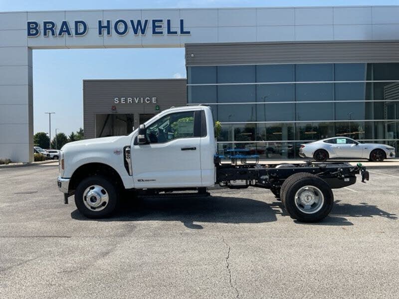 2025 Ford F-350 Super Duty Chassis XL Regular Cab DRW 4WD
