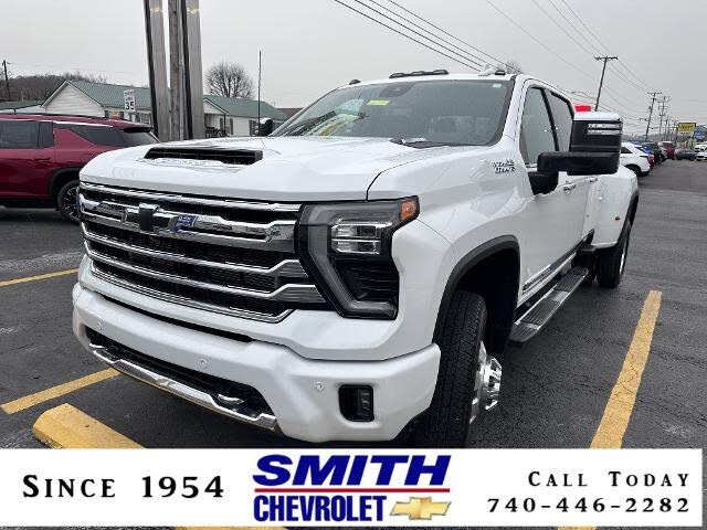 2024 Chevrolet Silverado 3500HD High Country Crew Cab 4WD