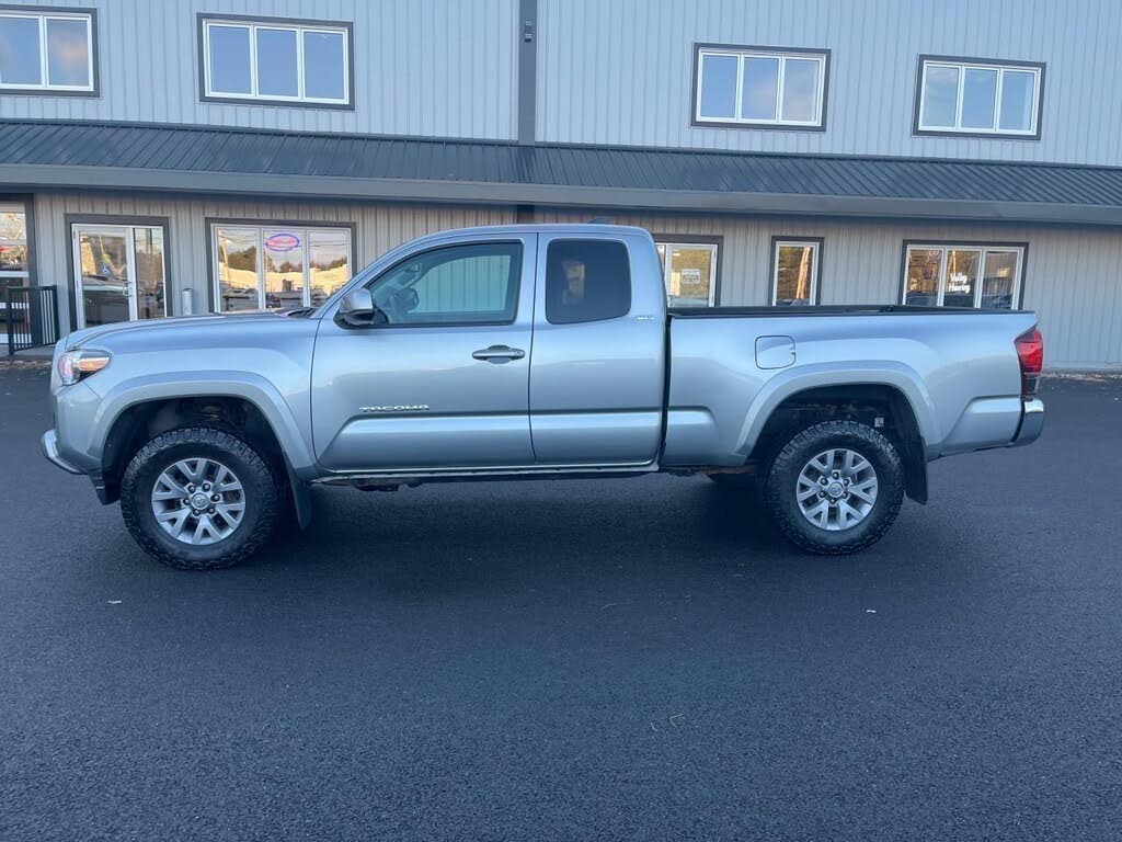 Toyota Tacoma SR5 V6 Access Cab 4WD 2019