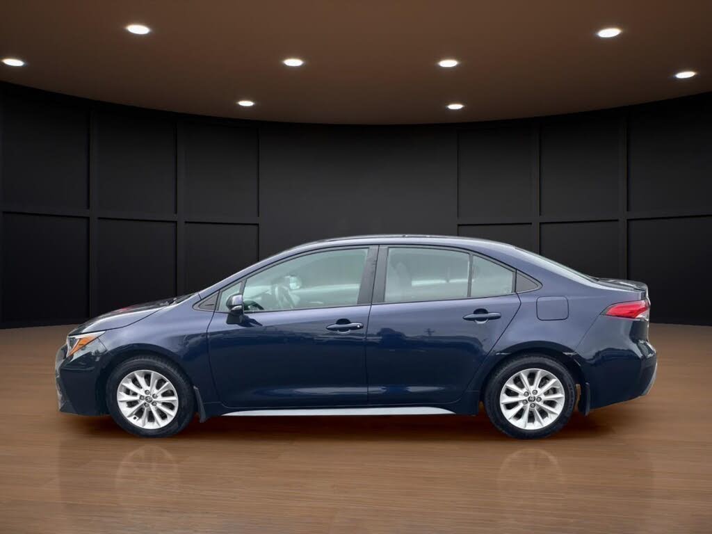 Toyota Corolla SE FWD 2022