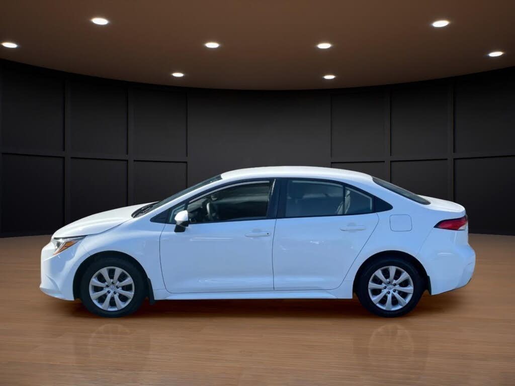Toyota Corolla LE FWD 2022