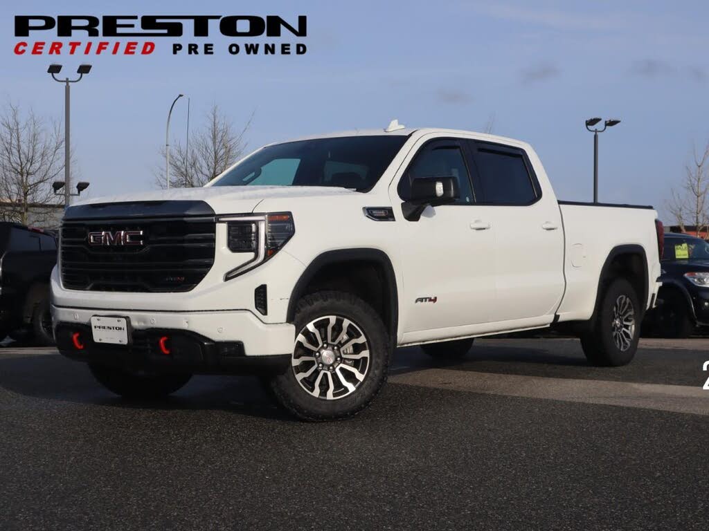 2023 GMC Sierra 1500 AT4 Crew Cab 4WD