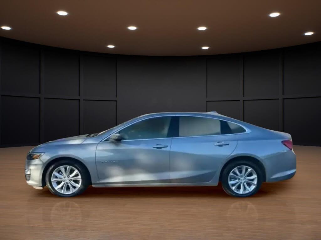 Chevrolet Malibu LT with 1LT FWD 2024