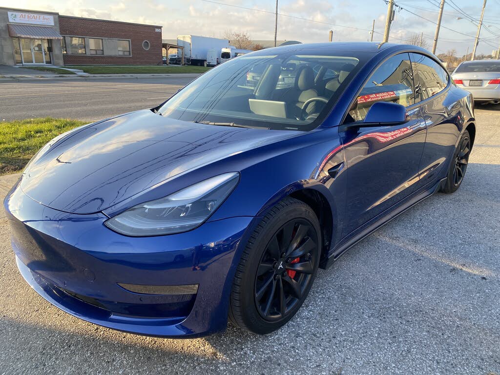 2022 Tesla Model 3 RWD