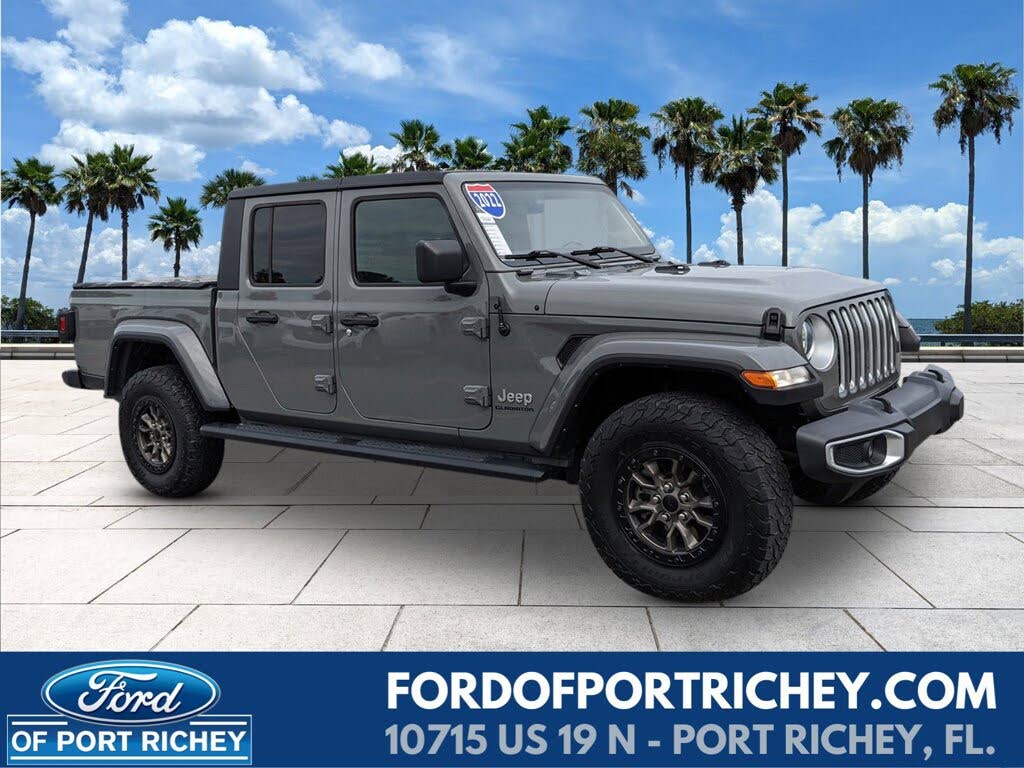 2022 Jeep Gladiator Overland Crew Cab 4WD