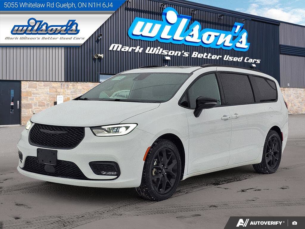 2025 Chrysler Pacifica Limited FWD