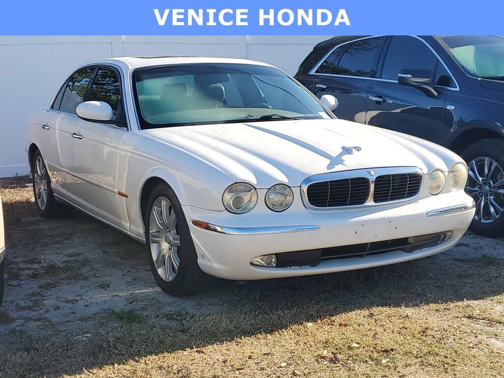 2004 Jaguar XJ-Series XJ8 RWD