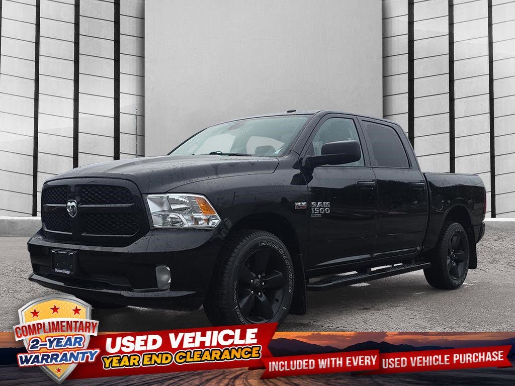 RAM 1500 Classic Express Crew Cab 4WD 2022