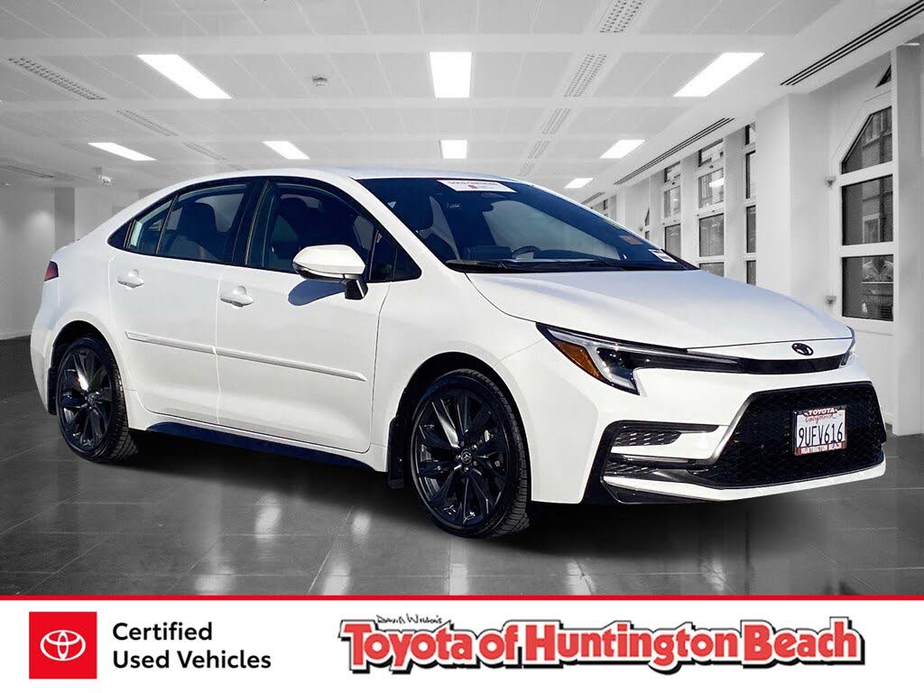 2025 Toyota Corolla SE FWD