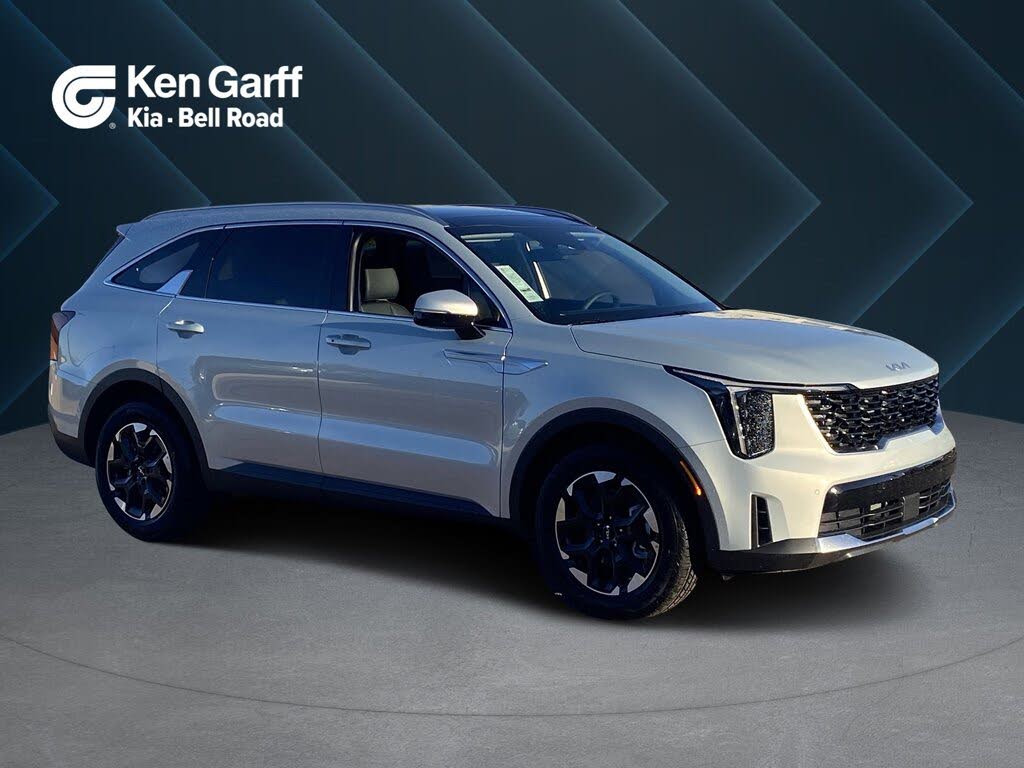 2026 Kia Sorento S FWD