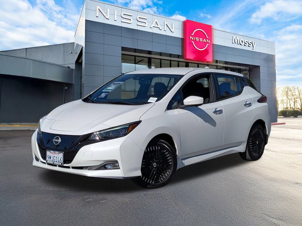 2024 Nissan LEAF SV Plus FWD