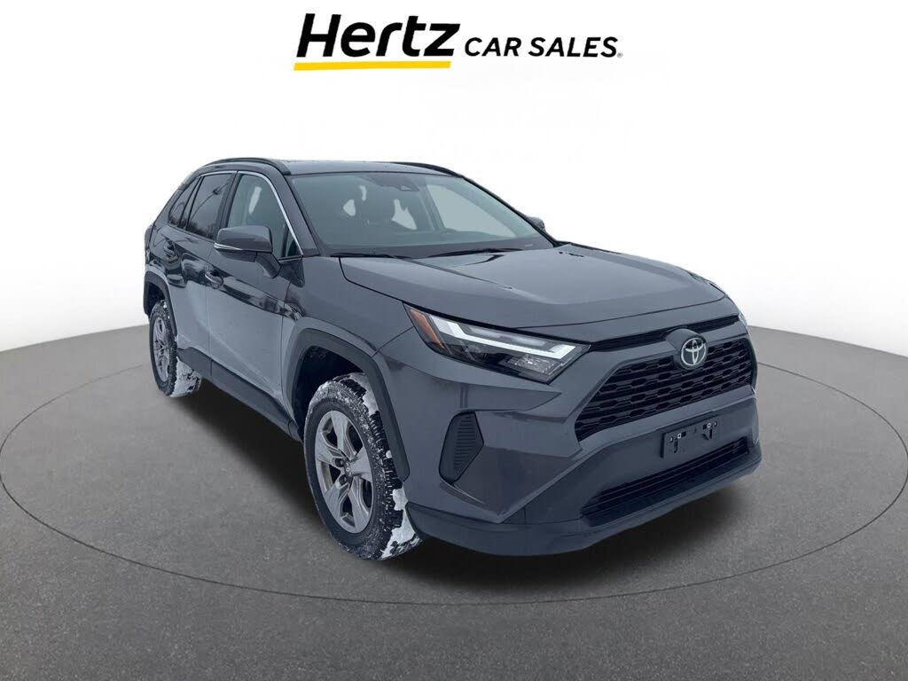 2025 Toyota RAV4 XLE FWD