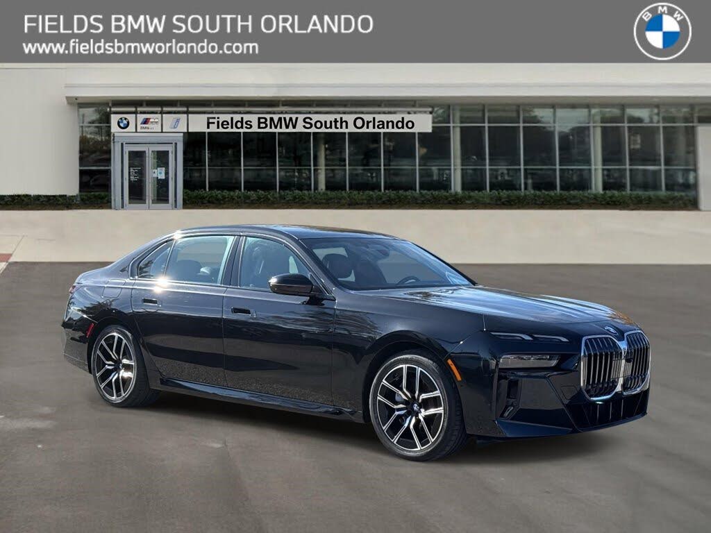 2023 BMW 7 Series 740i RWD