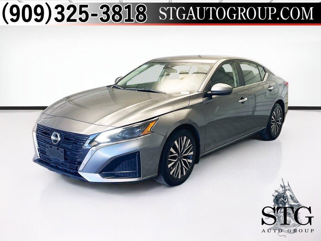 2023 Nissan Altima 2.5 SV FWD