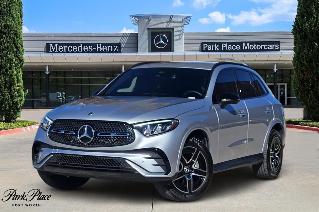 2025 Mercedes-Benz GLC 300 RWD