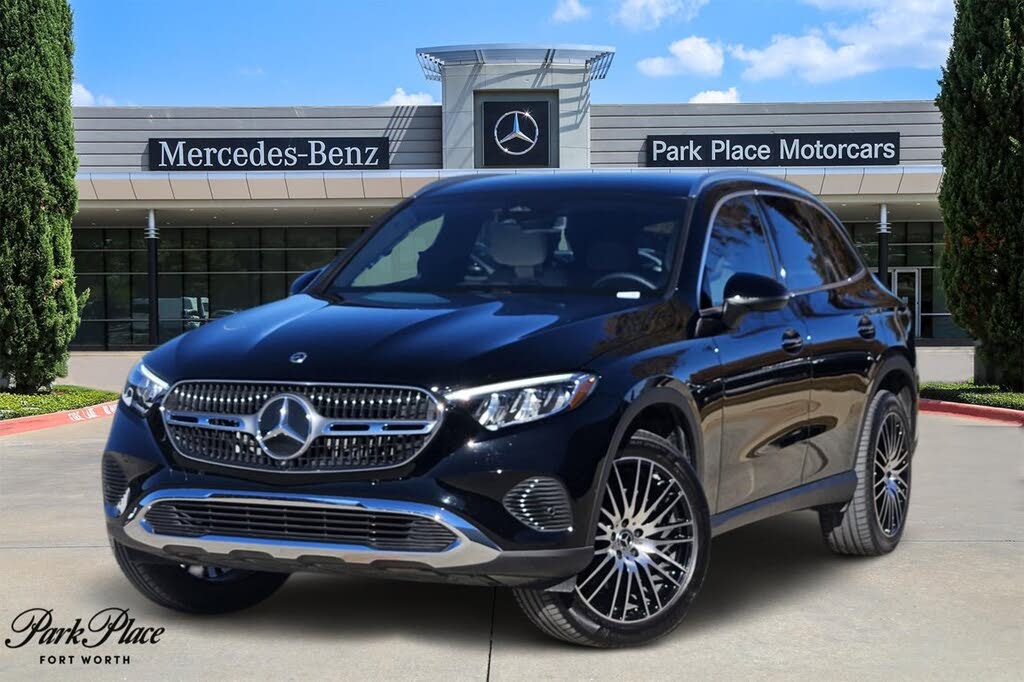 2025 Mercedes-Benz GLC 300 RWD