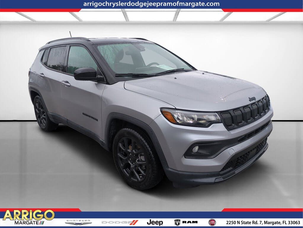 2022 Jeep Compass Altitude FWD