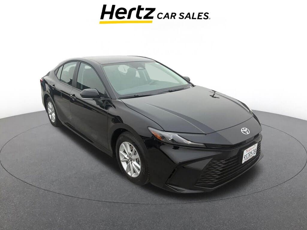 2025 Toyota Camry LE FWD