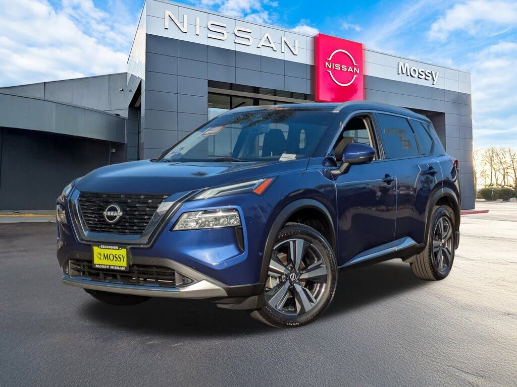 2022 Nissan Rogue Platinum FWD