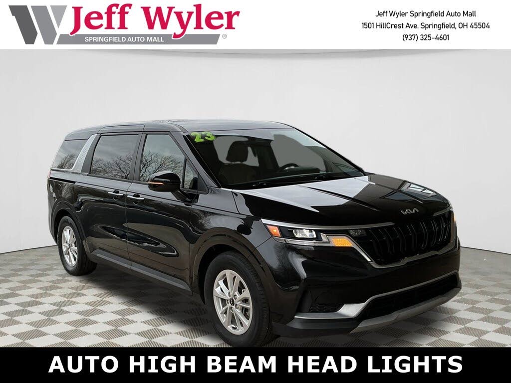 2023 Kia Carnival LX FWD