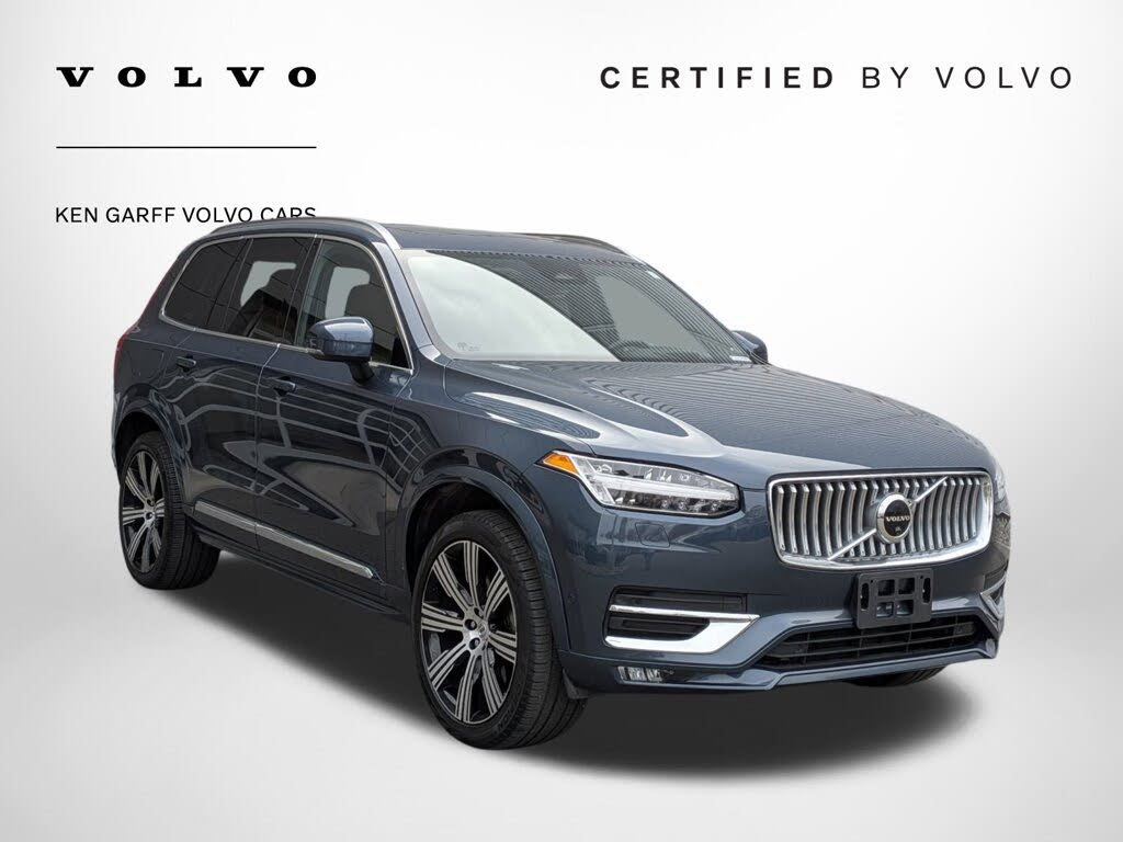 2023 Volvo XC90 B6 Ultimate Bright Theme 7-Passenger AWD