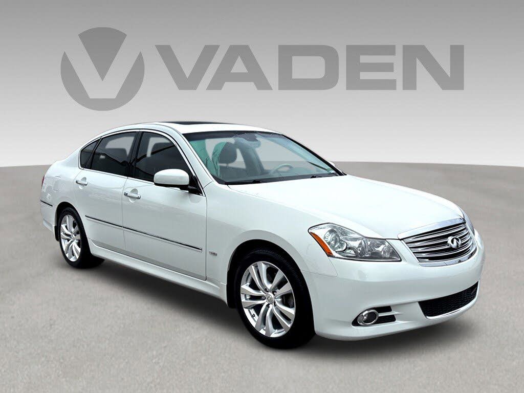 2010 INFINITI M35 RWD