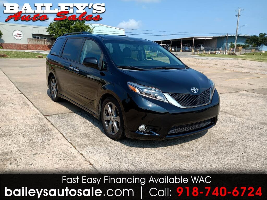 2017 Toyota Sienna SE 8-Passenger FWD