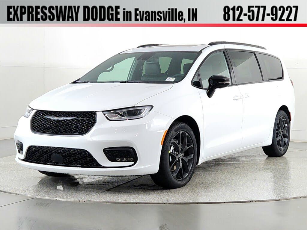 2026 Chrysler Pacifica Limited FWD