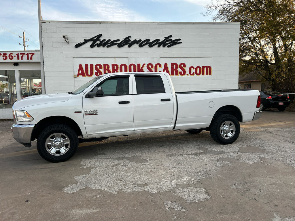 2017 RAM 2500 Tradesman Crew Cab LB 4WD