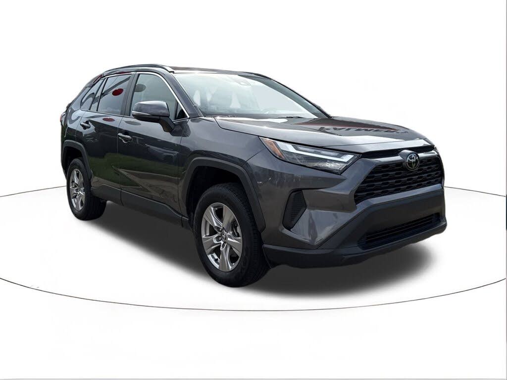 2024 Toyota RAV4 XLE FWD