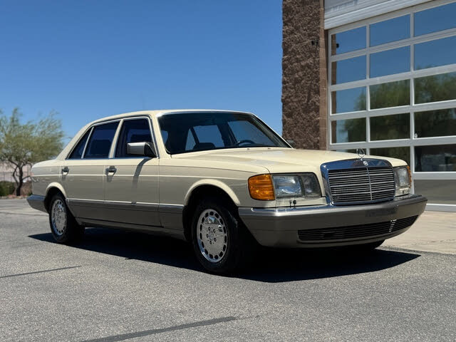 1987 Mercedes-Benz 420-Class 420SEL Sedan