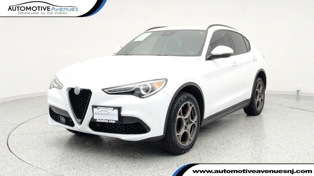 2022 Alfa Romeo Stelvio Sprint AWD
