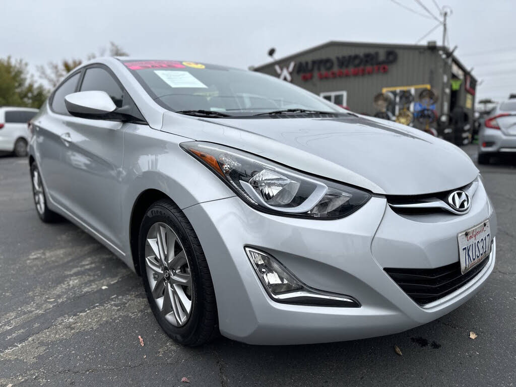 2015 Hyundai Elantra SE FWD