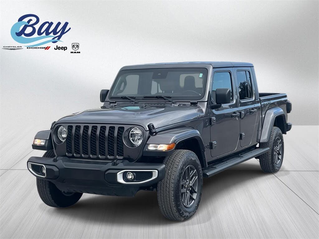 2022 Jeep Gladiator Sport Crew Cab 4WD