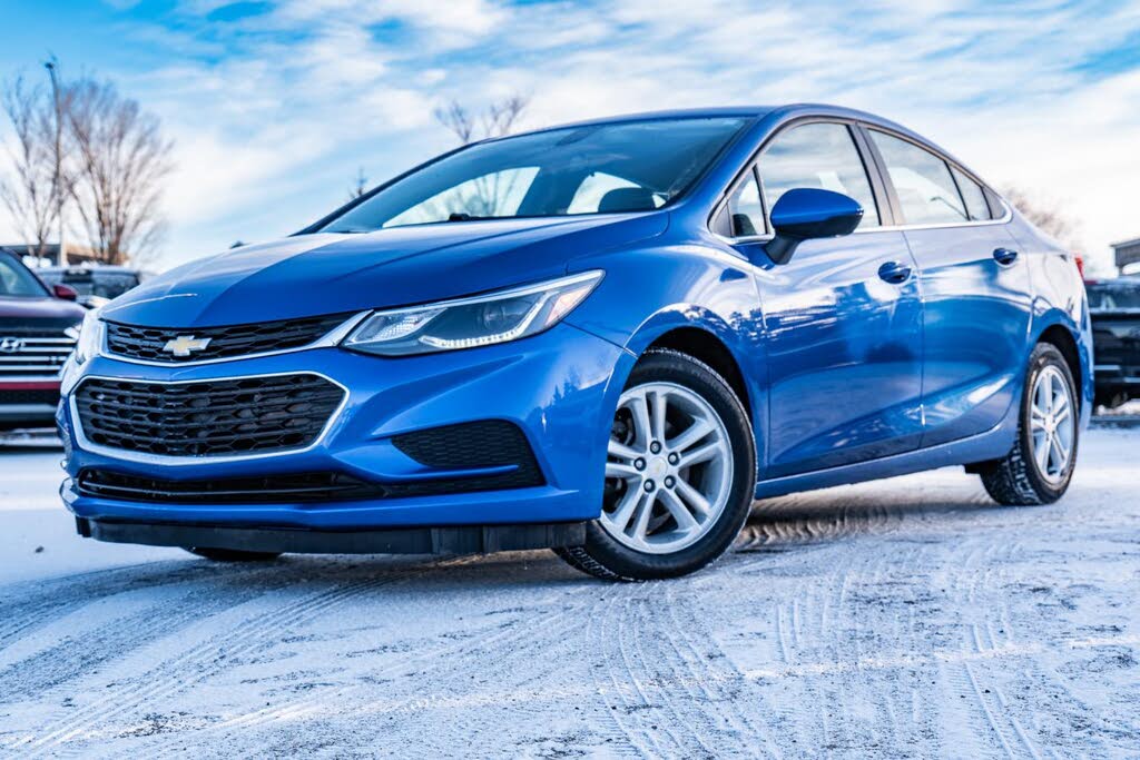 Chevrolet Cruze LT Sedan FWD 2016
