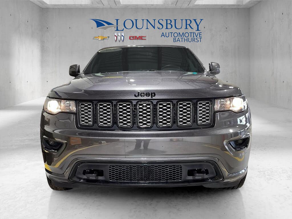 Jeep Grand Cherokee Altitude 4WD 2021