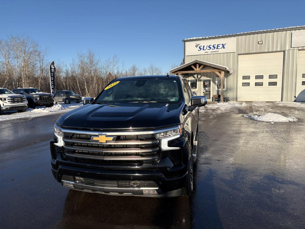 Chevrolet Silverado 1500 High Country Crew Cab 4WD 2022