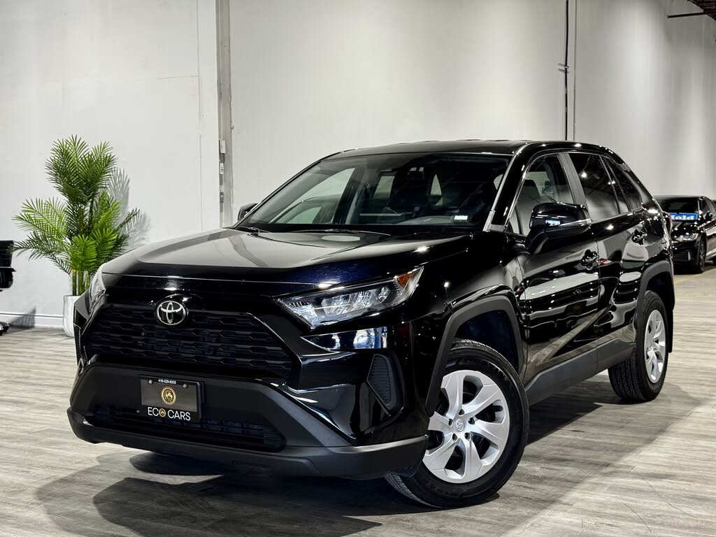 2025 Toyota RAV4 LE AWD